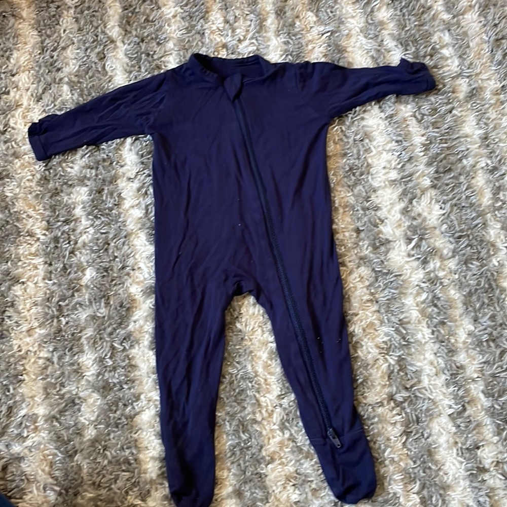 Kyte baby 0-3 month footie pajama jumpsuit sleep n play. Used condition